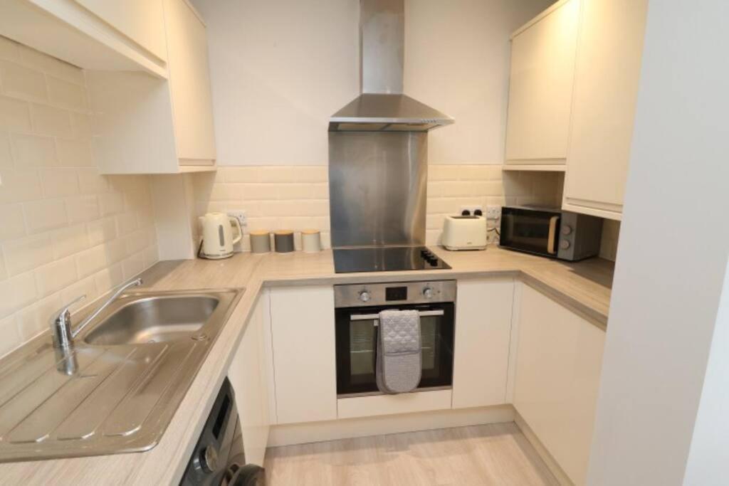 The Hive - Ih21All - Apt 2 Apartment Thornaby on Tees ภายนอก รูปภาพ